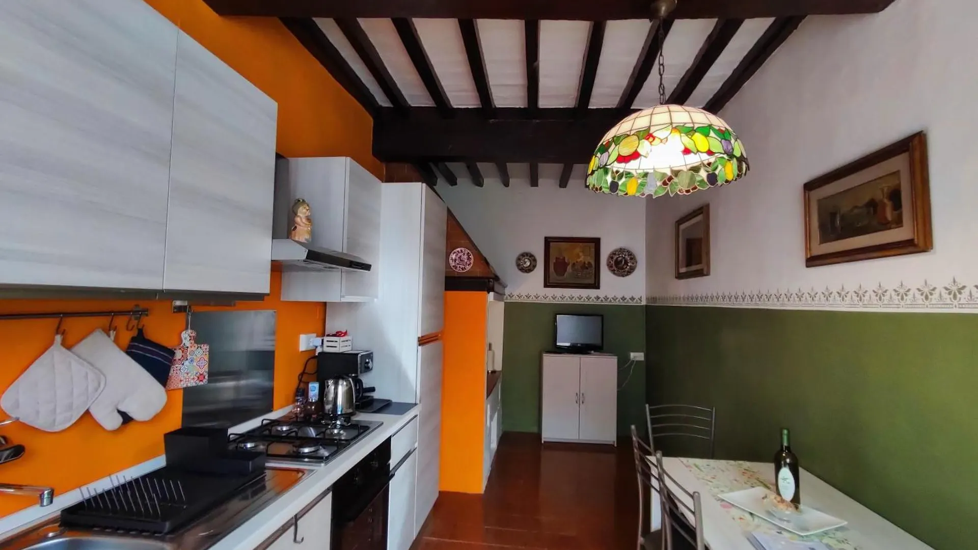 Il Bacio Del Sole San Gimignano Apartments